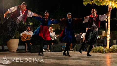 Traditional Greek dancers